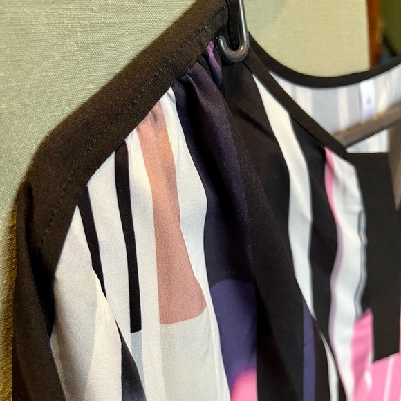 M Blouse - Picture 4 of 8